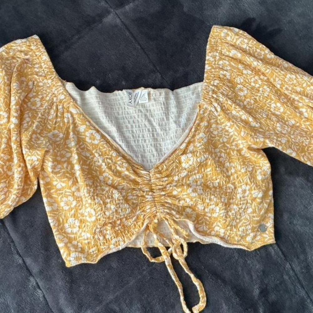 Roxy‎ yellow and white crop top Size L see last picture for imperfections